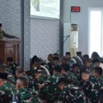 Perkuat Mental Spiritual Prajurit Marinir, Kadisbintalal Sampaikan Keutamaan Al-Qur’an di Mako Kormar