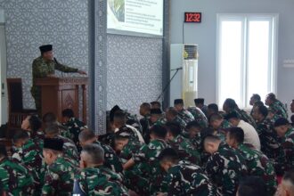 Perkuat Mental Spiritual Prajurit Marinir, Kadisbintalal Sampaikan Keutamaan Al-Qur’an di Mako Kormar