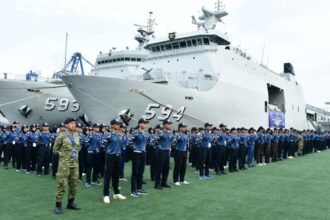 KASAL Lepas Ratusan Peserta Pesantren Kilat Ramadan di Atas KRI Semarang-594