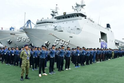 KASAL Lepas Ratusan Peserta Pesantren Kilat Ramadan di Atas KRI Semarang-594