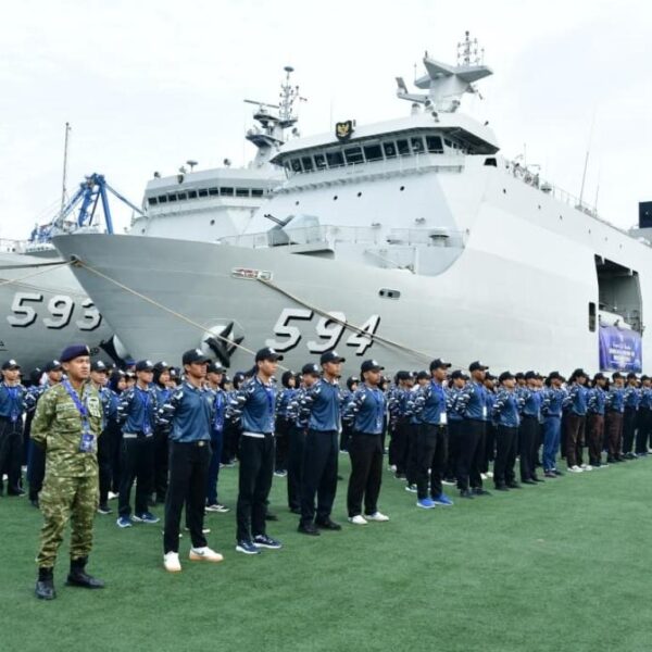 KASAL Lepas Ratusan Peserta Pesantren Kilat Ramadan di Atas KRI Semarang-594