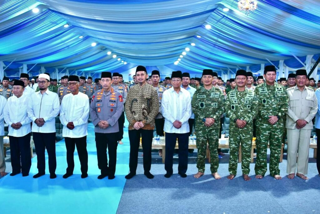 Perkokoh Sinergisitas, Wakasau Hadiri Buka Puasa Bersama TNI-Polri guna Perkuat Ketahanan Nasional