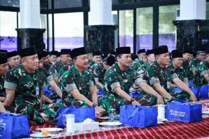 Pererat Kebersamaan Ramadan, KASAU Pimpin Doa dan Buka Puasa Bersama di Mabesau