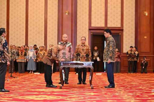 Perkuat Ketahanan Fiskal, Menkeu Purbaya Lantik 1.585 Pejabat dan Tekankan Integritas Tanpa Kompromi