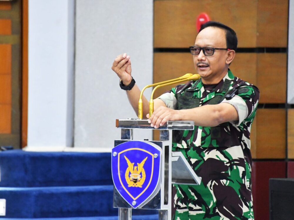 Siapkan Perwira Masa Depan, Wakasau Tekankan Integritas dan Profesionalisme kepada Perwira Remaja TNI AU