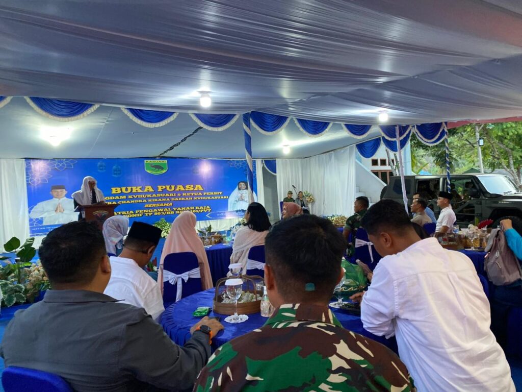 Perkuat Soliditas, Pangdam Kasuari Gelar Buka Puasa Bersama Prajurit Yonif TP 863/BB