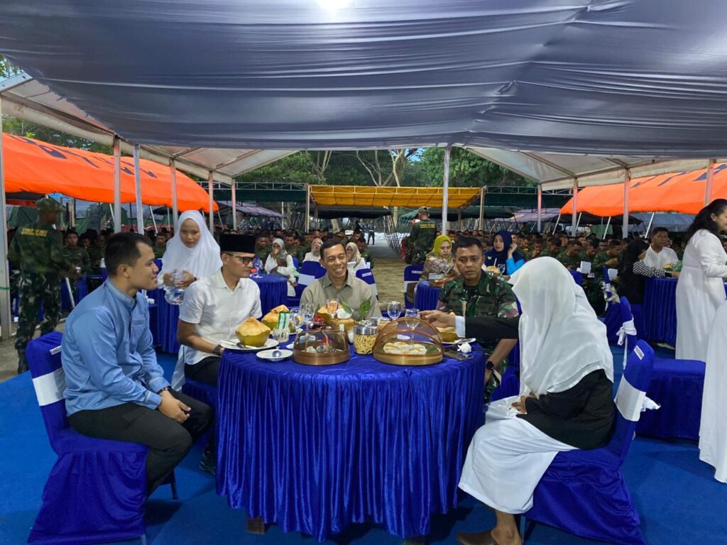 Perkuat Soliditas, Pangdam Kasuari Gelar Buka Puasa Bersama Prajurit Yonif TP 863/BB