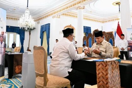 Presiden Prabowo dan Kabinet Merah Putih Serahkan Zakat Melalui BAZNAS