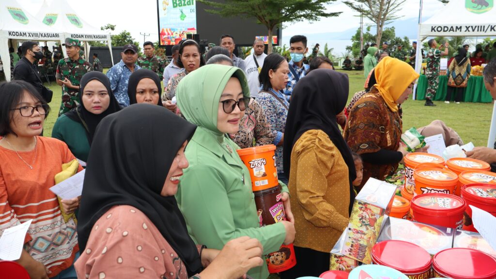 Bazar Ramadan TNI Serentak, Kodam XVIII/Kasuari Sediakan Sembako Murah bagi Prajurit dan Rakyat