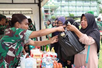 Bazar Ramadan TNI Serentak, Kodam XVIII/Kasuari Sediakan Sembako Murah bagi Prajurit dan Rakyat