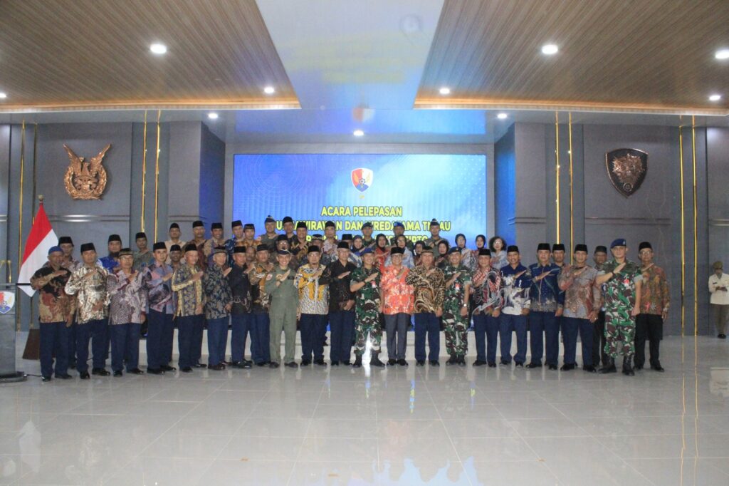 Danlanud Adisutjipto Lepas Purnawirawan dan Wredatama TNI AU