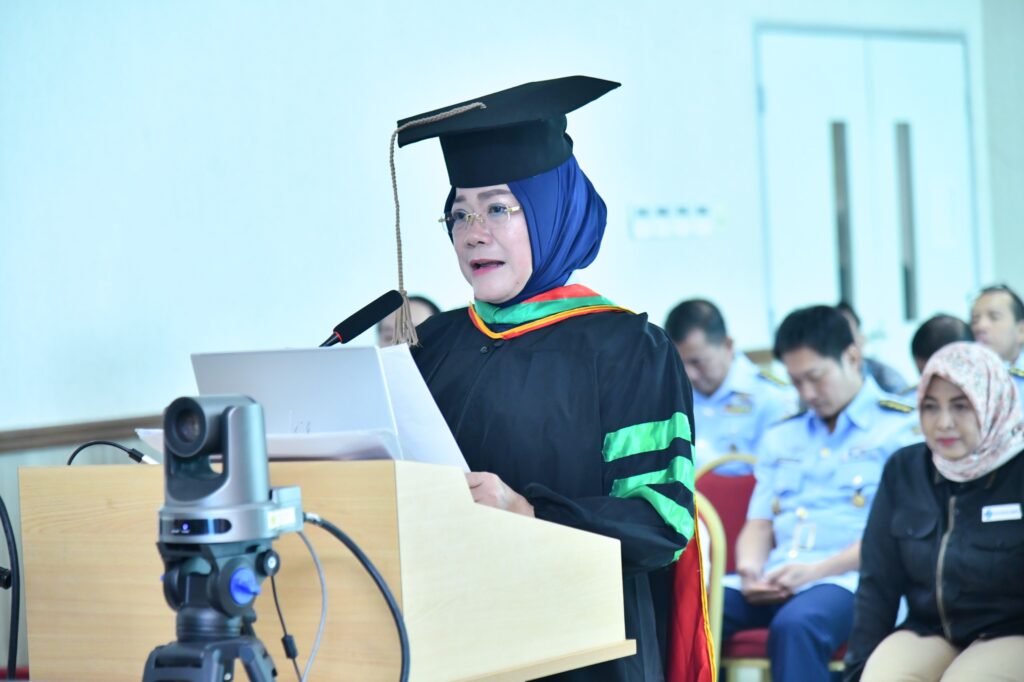 Kolonel Kes dr. Dewi Gathmir Raih Gelar Doktor Manajemen Strategik dengan IPK 4,00