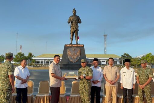 Resmikan Masjid di Lanud Hang Nadim, Menhan RI Tekankan Pembinaan Karakter Prajurit Beriman