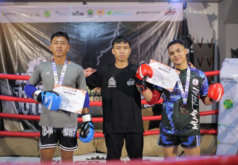 Prajurit Brigade Parako 2 Pasgat Raih Juara Dua di Malang Street Combat Muaythai