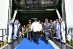 KASAL bersama Menko Polkam Lepas Ribuan Pemudik KRI Banda Aceh-593 Menuju Semarang-Surabaya