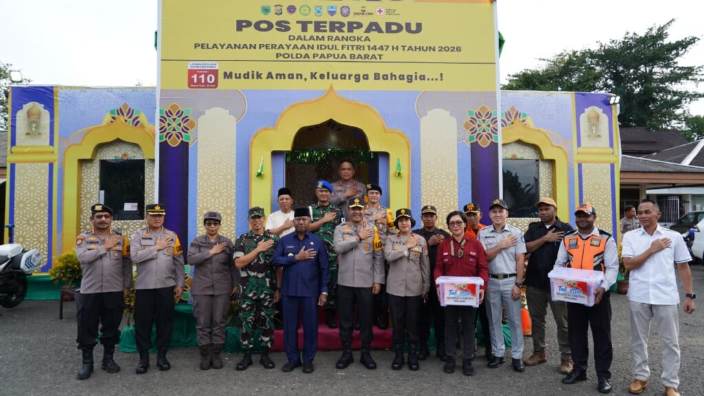 Pangdam Kasuari dan Forkopimda Papua Barat Tinjau Posko Operasi Ketupat Mansinam 2026