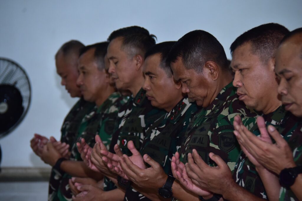 Upacara Persemayaman dan Pelepasan Jenazah Pratu Marinir Anumerta Andi Suvio Berlangsung Khidmat