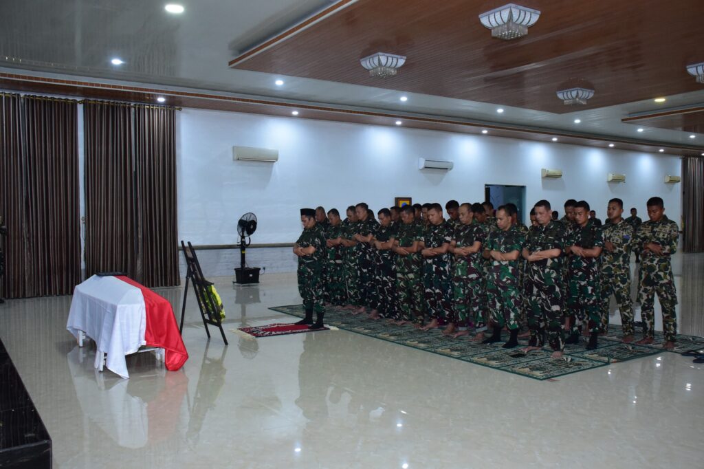 Upacara Persemayaman dan Pelepasan Jenazah Pratu Marinir Anumerta Andi Suvio Berlangsung Khidmat