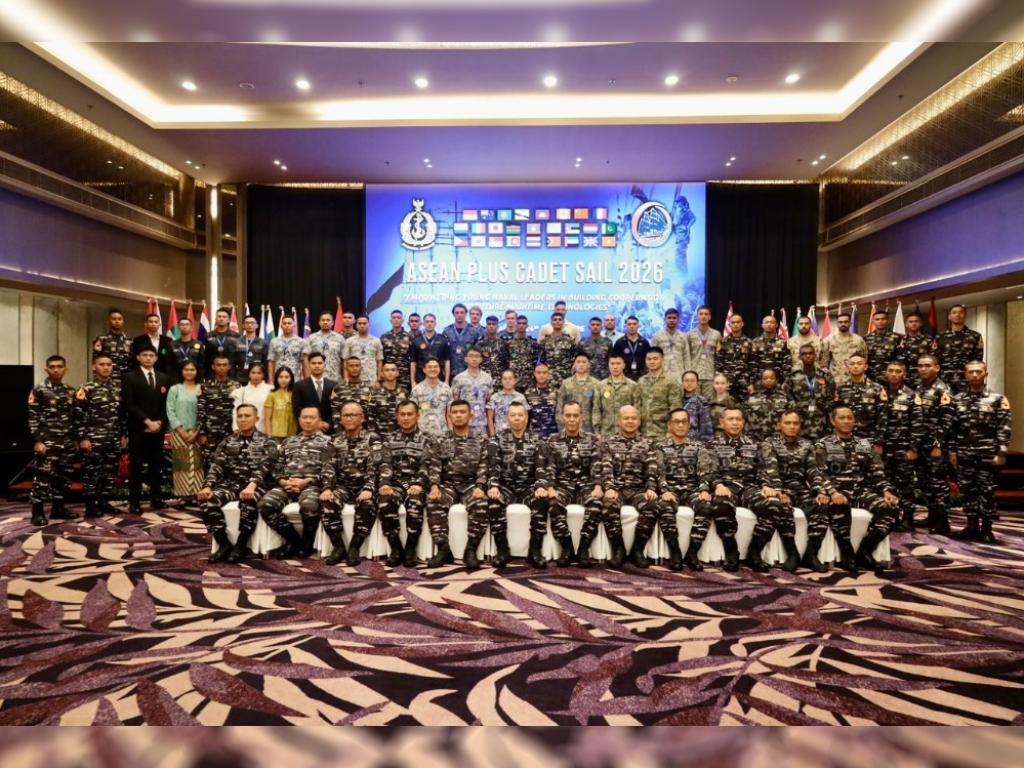 141 Peserta dari 26 Negara Ramaikan ASEAN Plus Cadet Sail 2026 yang Digelar TNI AL