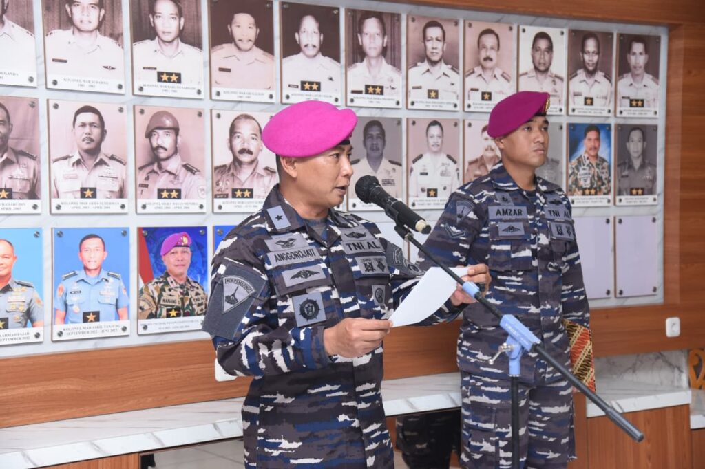 Kolonel Marinir Dr. Arip Supriyadi Resmi Jabat Waasops Pangkormar