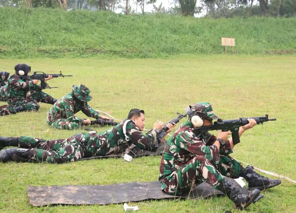 Lanud Sulaiman Gelar Latihan Menembak Senapan untuk Tingkatkan Profesionalisme Prajurit