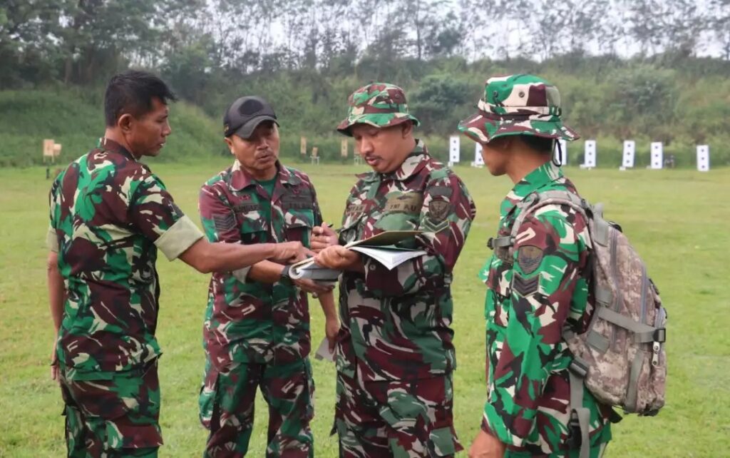 Lanud Sulaiman Gelar Latihan Menembak Senapan untuk Tingkatkan Profesionalisme Prajurit