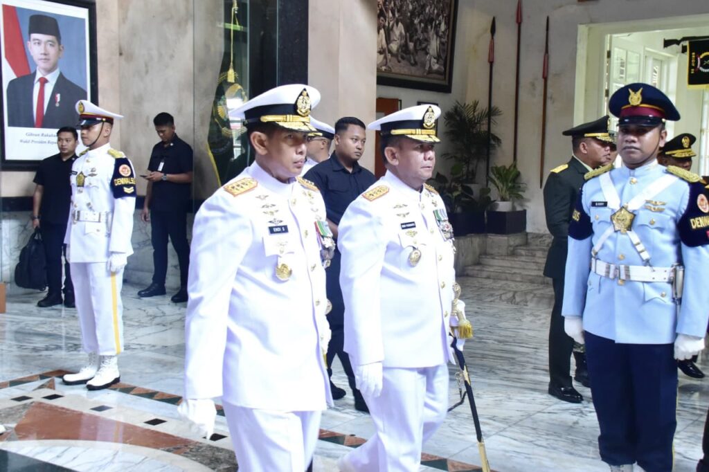 Pangkormar Hadiri Upacara Penghormatan dan Pelepasan Jenazah Prof. Dr. Juwono Sudarsono