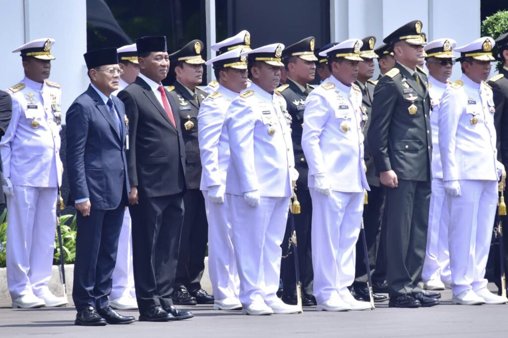 Pangkormar Hadiri Upacara Penghormatan dan Pelepasan Jenazah Prof. Dr. Juwono Sudarsono