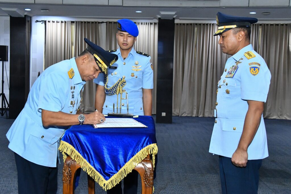 Jelang Purna Tugas, Marsda TNI Ir. Suryanto Serahkan Jabatan Dankoharmatau kepada KASAU