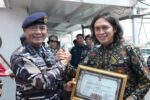 Pererat Sinergi Maritim, TNI AL Anugerahkan Penghargaan kepada Jurnalis di KRI Bima Suci Pererat Sinergi Maritim, TNI AL Anugerahkan Penghargaan kepada Jurnalis di KRI Bima Suci