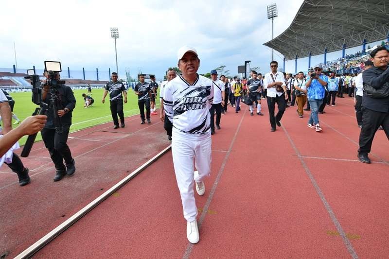 KDM Buka Liga Sabrengna 2026, Dorong Kebersamaan dan Pembenahan Stadion Arcamanik KDM Buka Liga Sabrengna 2026, Dorong Kebersamaan dan Pembenahan Stadion Arcamanik