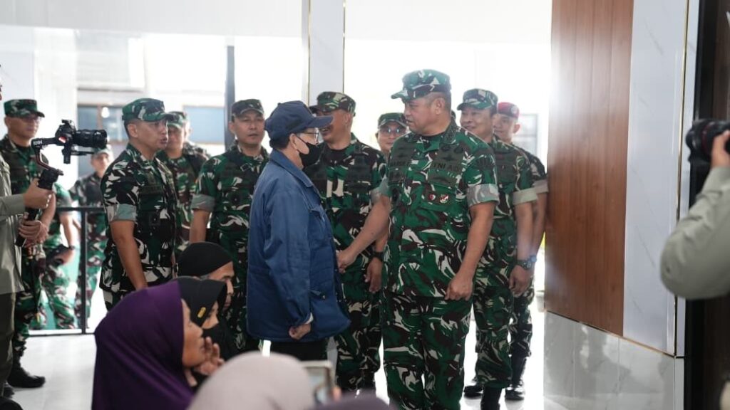 Tinjau RS Dustira, KASAD Tekankan Pelayanan Cepat dan Profesional