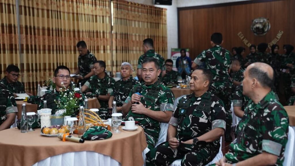 Tinjau RS Dustira, KASAD Tekankan Pelayanan Cepat dan Profesional