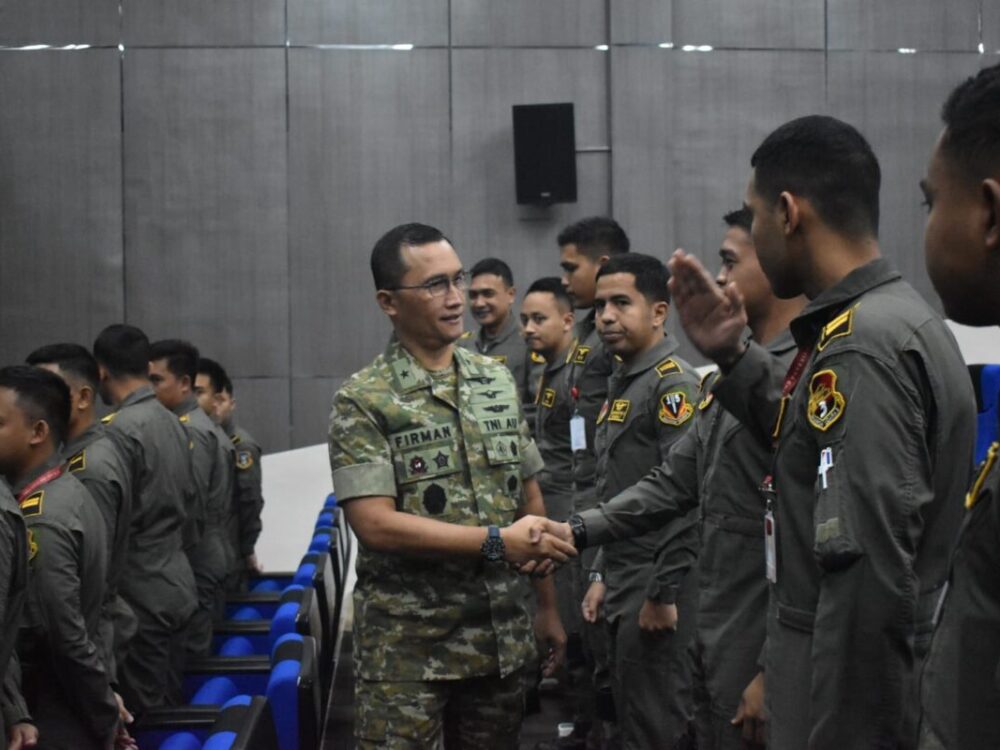 Disopslatau Sosialisasikan Pembinaan Profesi dan Karier Pnb/Nav di Lanud Iswahjudi