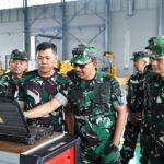 Pastikan Keamanan Pangkalan Udara, Wakasau Tinjau Kesiapan Sistem Keamanan Lanud Roesmin Nurjadin