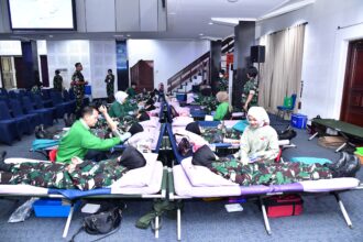 Ribuan Personel TNI AU Ikuti Donor Darah Serentak, Targetkan Rekor MURI