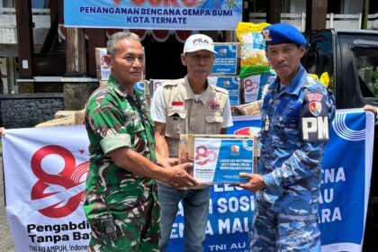 Lanud Leo Wattimena Salurkan Bantuan untuk Korban Gempa Maluku Utara