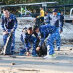 Prajurit Lanud I Gusti Ngurah Rai Bersihkan Pantai Sekeh, Wujud Kepedulian Lingkungan