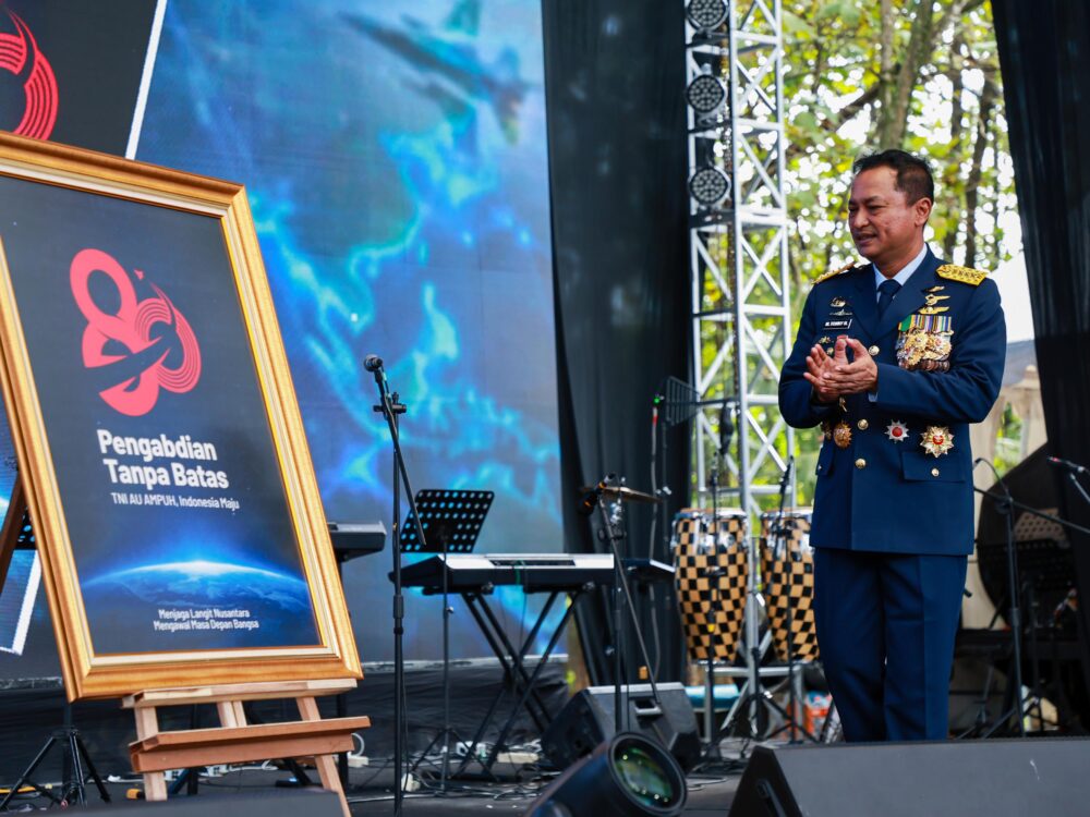 KASAU Luncurkan Buku “Pengabdian Tanpa Batas TNI AU AMPUH”, Refleksi dan Proyeksi Kekuatan Udara