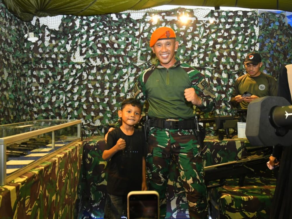 Stan TNI AU Jadi Magnet Warga Kendari di Pameran HUT ke-62 Sulawesi Tenggara