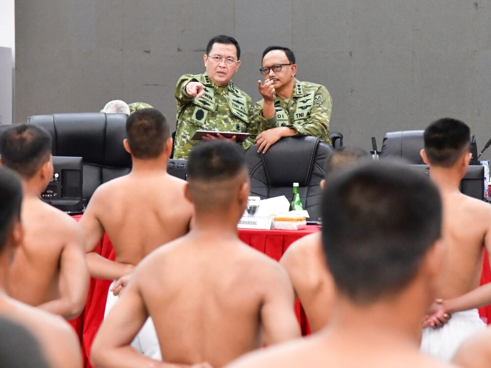 Wakasau Dampingi Wapang TNI di Pantukhir Pusat Pa PK TNI Gelombang I 2026, Seleksi Ketat Jaring Calon Prajurit Terbaik