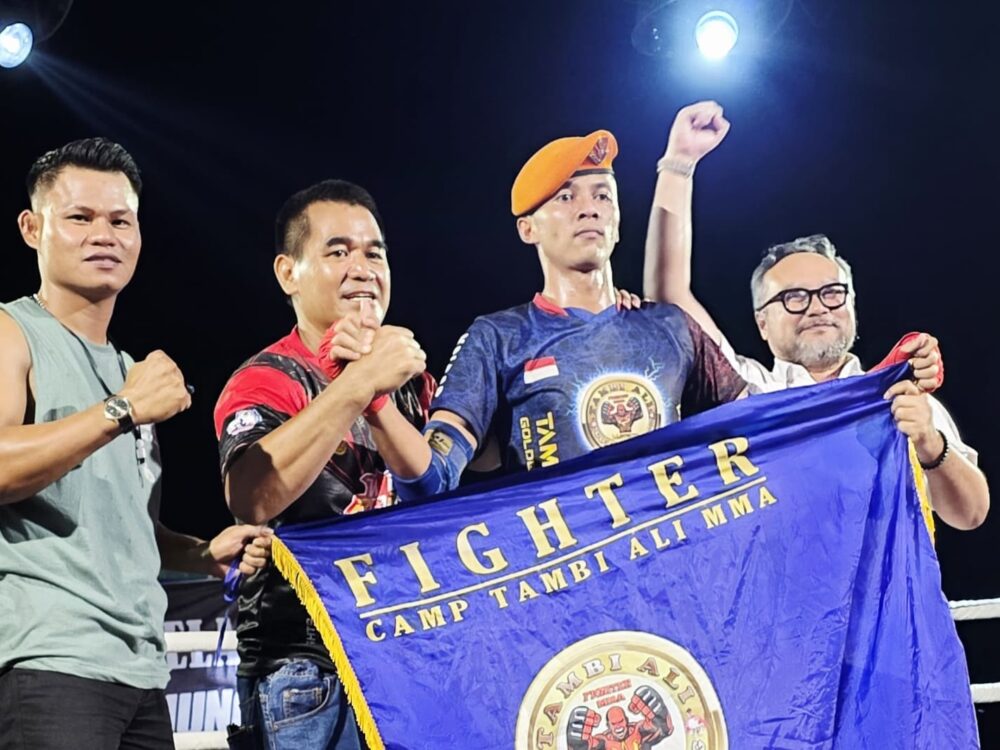 Pratu Ando Dwiki Saputra Sabet Juara I West Borneo Muaythai Championship, Harumkan Korpasgat