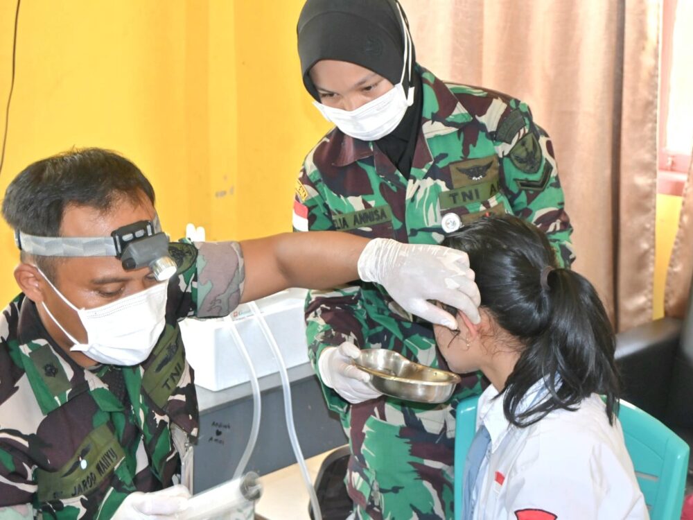 RSAU Lanud RSA Hadirkan Layanan Kesehatan Gratis bagi Pelajar Natuna untuk Tingkatkan Kesadaran Hidup Sehat