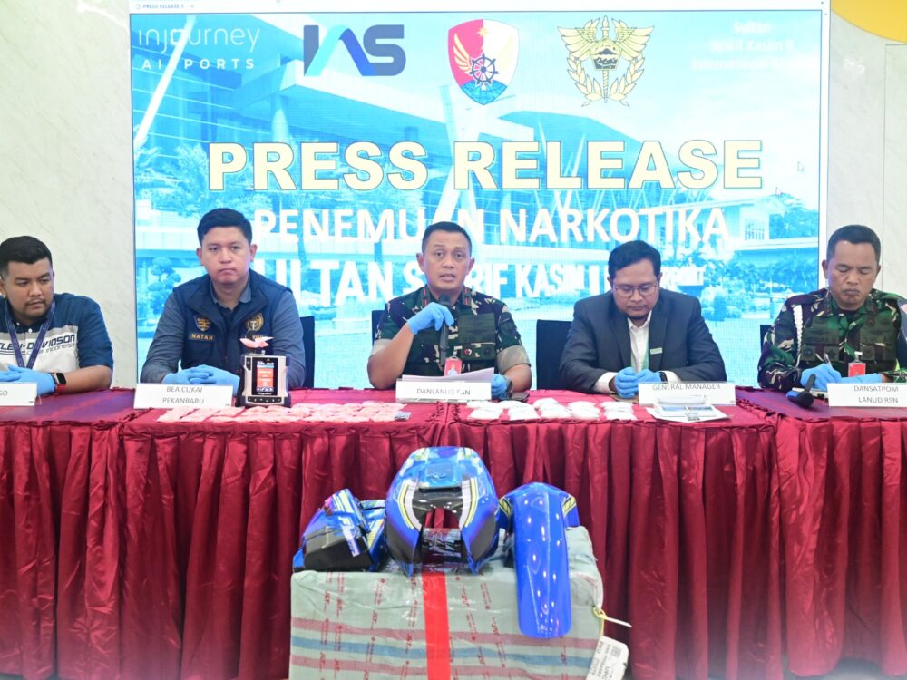 Lanud RSN dan Stakeholder Bandara SSK II Gagalkan Penyelundupan Narkotika Jalur Udara