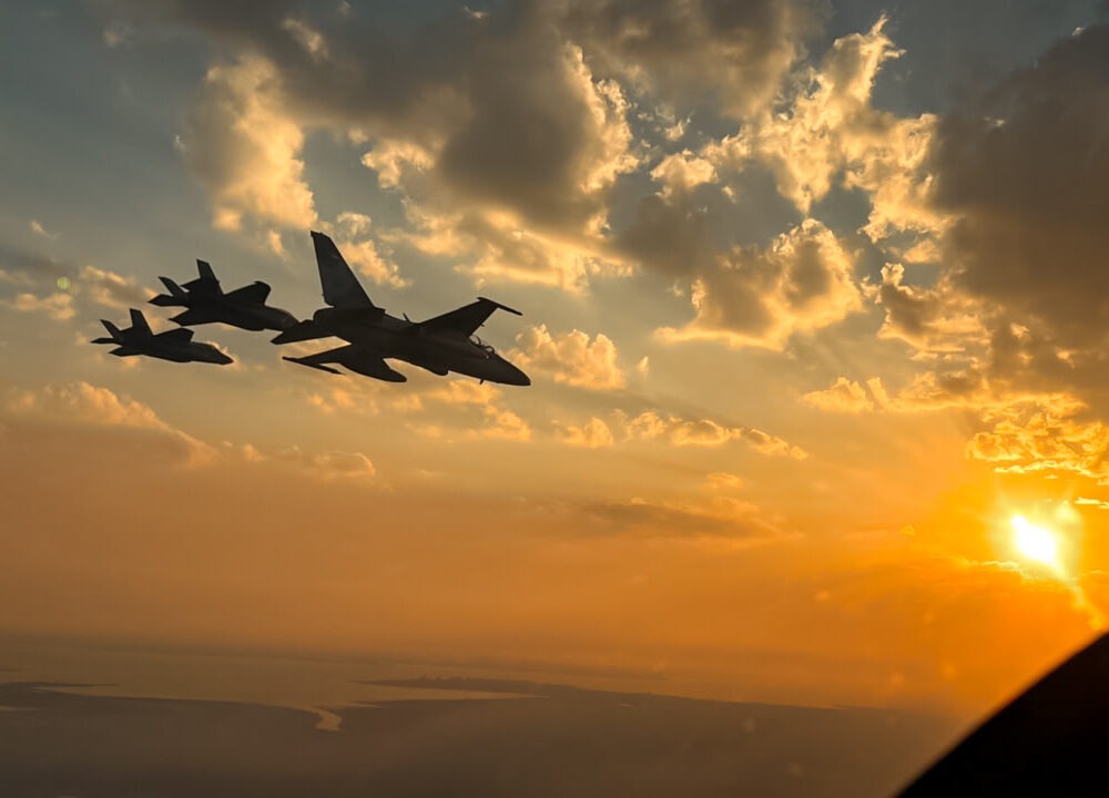 T-50i Golden Eagle TNI AU Meriahkan Pitch Black Mindil Beach Flying Display 2026