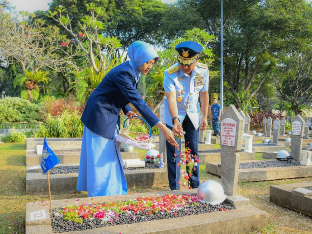 Ziarah Hari Bakti ke-79 TNI AU, KASAU Kenang Jasa Pahlawan dan Perintis Angkatan Udara
