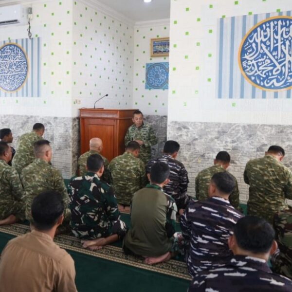 TNI AL Gelar Sholat Hajat dan Santuni Anak Yatim Jelang Latihan Terintegrasi 2026