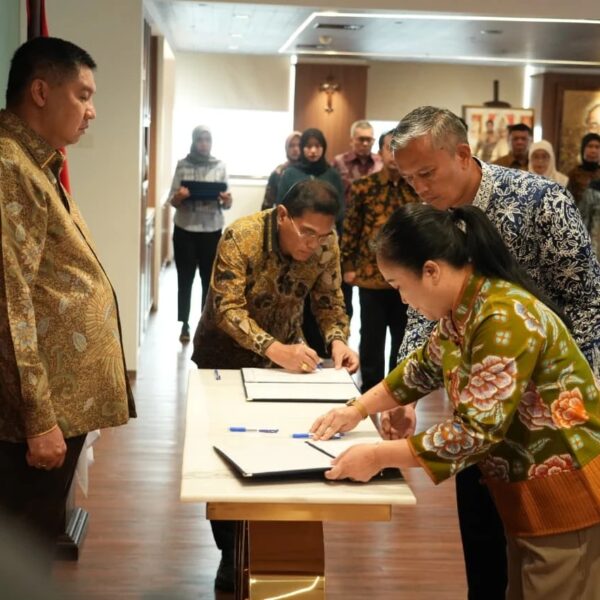 Maruarar Sirait Lantik Dua Pejabat Strategis, Perkuat Tata Kelola Kementerian PKP