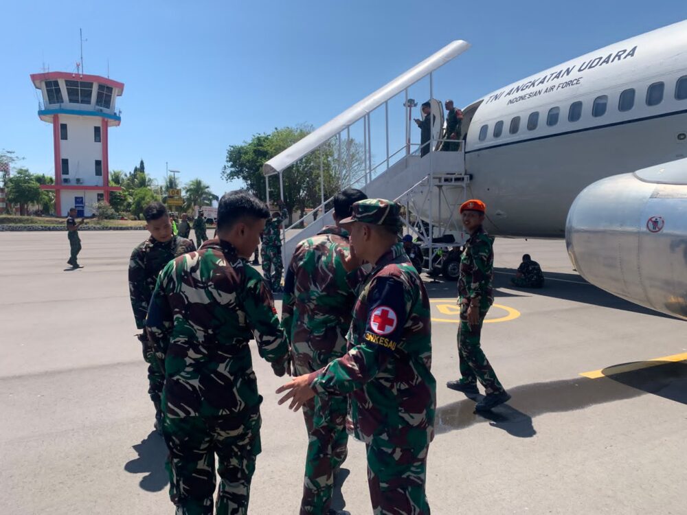 TNI AU Perkuat Misi Kemanusiaan dengan Kerahkan Nakes ke NTT