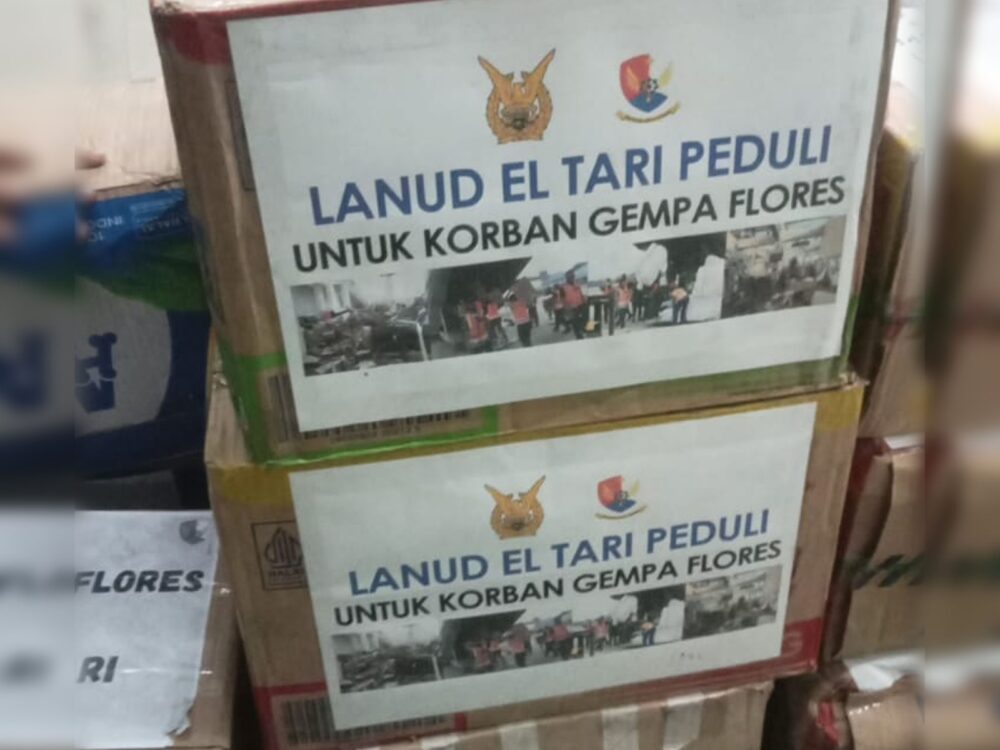 Lanud El Tari Dukung Distribusi Bantuan bagi Korban Bencana NTT